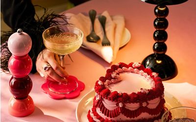 The table accessories you need to create a Valentine’s-worthy tablescape