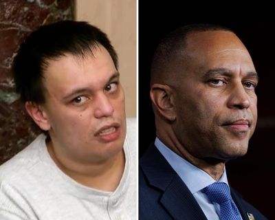 Pardoned January 6 rioter pleads guilty to threatening Hakeem Jeffries