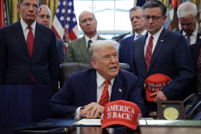 Republicans are secretly convinced they face a bloodbath in midterms thanks to Trump: report