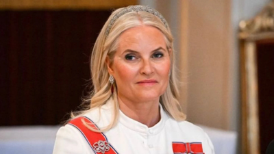 Norway's Crown Princess apologises for Epstein link, says she did not understand who he was; husband backs her