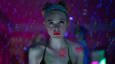 Apple's raunchy new series stars a newly Oscar-nominated Elle Fanning, and looks "fabulous"