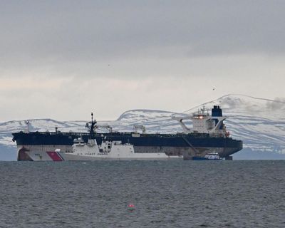 UK threatens to seize Russia-linked shadow fleet tanker in escalatory move