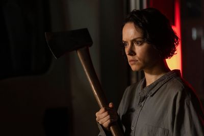 We Bury the Dead review: Daisy Ridley takes a hatchet to the zombie horror genre