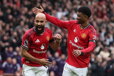 Man Utd vs Tottenham live: Bryan Mbeumo guides in opening goal as visitors down to 10-men