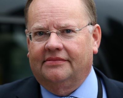 Lib Dems suspend Chris Rennard amid new inquiry into sexual harassment claims