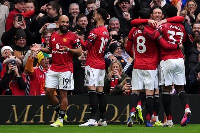 Manchester United and Michael Carrick win again as Tottenham are seen off