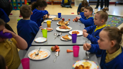 Mid-morning classroom chaos erupts as a 7yo fires a gun, but a teacher’s quick actions saved the day