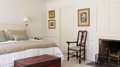 What Does Your Bedroom Color Say About You? Feng Shui Experts Explain the Psychology Behind Your Choices