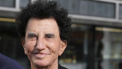 French former minister Jack Lang offers to resign from Arab World Institute amid Epstein probe