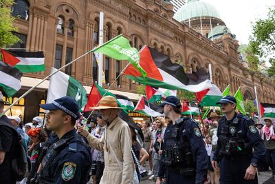 Protesters plan to march during the Israeli president’s visit to Australia. So what are their rights to protest?