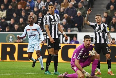 Newcastle stunned by Brentford late goal in thriller