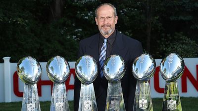 The Super Bowl is sports photography “ramped up about a 1000%.” This is what gear New England Patriots photographer David Silverman is bringing to Super Bowl LX