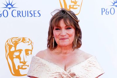 ITV daytime stars 'forced to share dressing rooms and toilets' - with exception of Lorraine Kelly