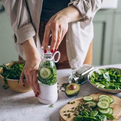 Move Over Fibremaxxing - Top Nutritionists Reckon You Should Be Fibrelayering, Instead