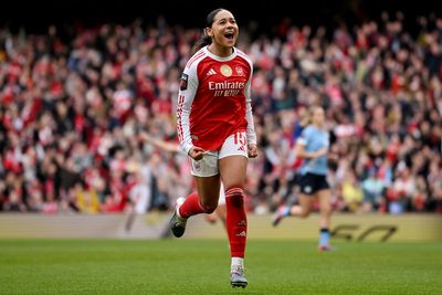 Arsenal stun WSL leaders Man City as Olivia Smith stunner ends unbeaten streak