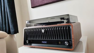 Philips 'The Tina' (TAV9000D) review: Back to the future in style