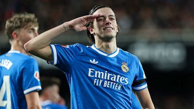 Real Madrid Player Ratings vs. Valencia: Unlikely Hero Keeps La Liga Title Race Alive