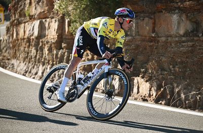 Volta a la Comunitat Valenciana: Remco Evenepoel navigates chaotic final to secure overall victory as Raúl García Pierna wins stage 5 from breakaway