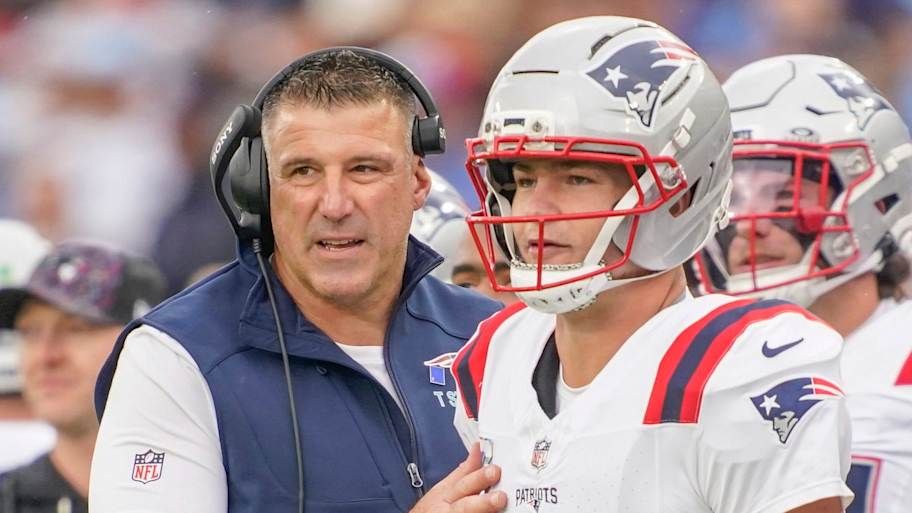 Mike Rae Nfl Sports Illustrated - ‘He Was the Heartbeat’: Drake…