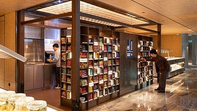 From instant noodle libraries to saunas: These airport lounges take pre-flight relaxation up a notch