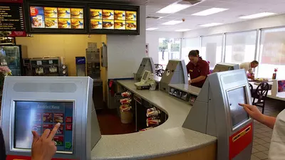 Dad takes his three kids to McDonald’s, finds workers are openly ‘disgusted’ with his family
