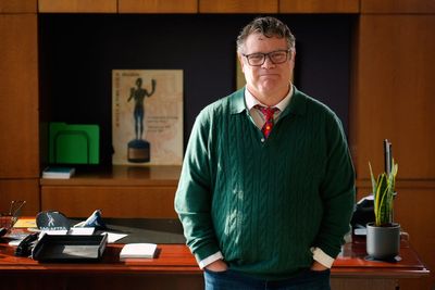 As head of the actors guild, Sean Astin brings a little Rudy, a little Samwise, and a lot of fight