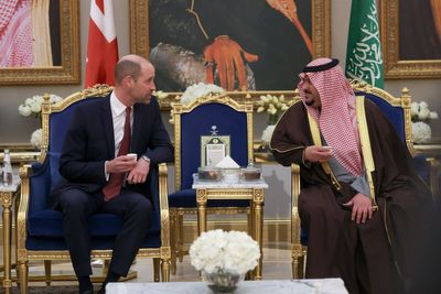 Prince William visits Saudi Arabia for Crown Prince Mohammed bin Salman meeting
