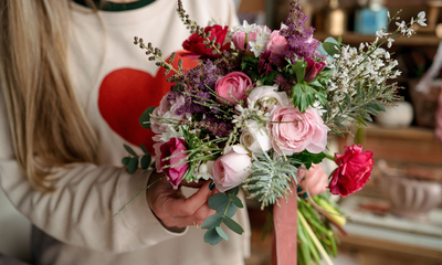 Petals & Roots: Why I’m Skipping Roses This Valentine’s Day – and What I’m Using In My Bouquets Instead