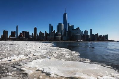 At least 18 people now dead as historic New York cold stretch nears end