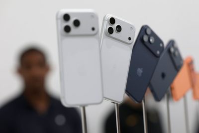 A new cheap iPhone is coming – and so is a Siri that fixes its central problem, rumour claims