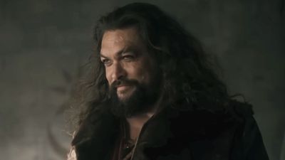 How Jason Momoa Landed That (Hilarious) Surprise Cameo In SNL’s Heated Rivalry And Harry Potter Sketch