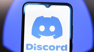 'What a great way to kill your community': Discord users are furious about its new age verification checks — and are now hunting for alternatives