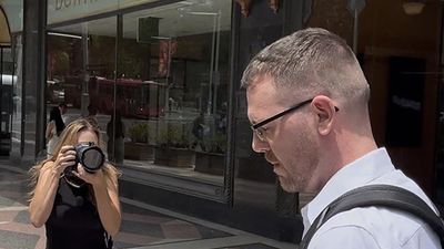 Reprieve for man after explicit death threat to PM