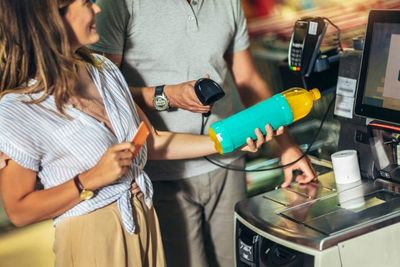 4 Reasons to Stop Using Self Checkout This Month