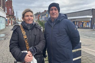 ‘I would pack Starmer’s suitcase for him’: Disdain for Labour unites Gorton and Denton ahead of crucial by-election