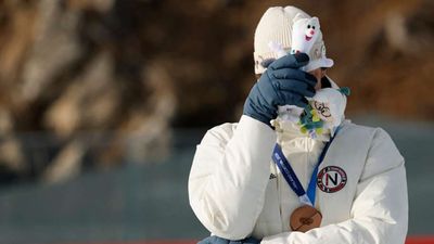 Olympian Confesses to Cheating on Girlfriend in Bizarre Interview After Winning Bronze