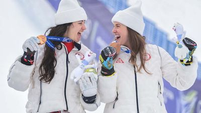 After Mikaela Shiffrin’s Letdown, U.S. Ski’s B Team Bronze Raises American Spirits