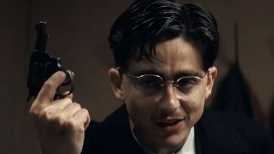 That Time Timothèe Chalamet Spent 6 Hours Aging Himself Up For The Wild Credits Scene Marty Supreme Never Used