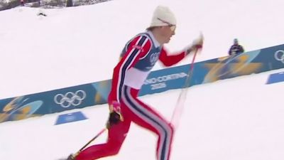 Legendary Olympic Cross-Country Skier Had Everyone in Awe By Sprinting Up a Hill