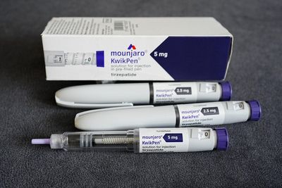 Social media ads for prescription-only weight-loss medicines banned