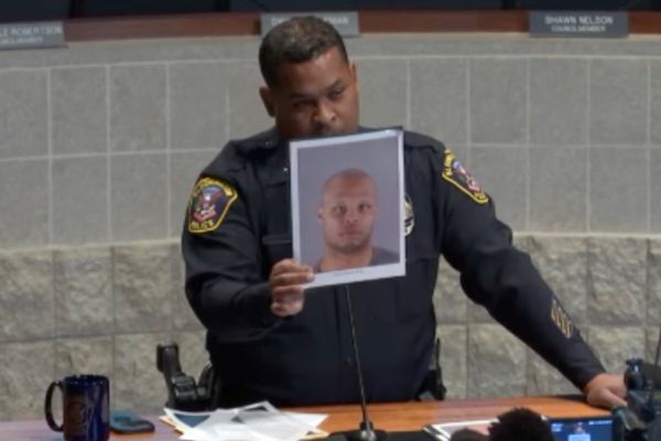 Background checker for ICE arrested in prostitution sting, police say