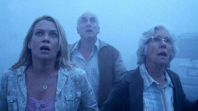 19 years after Frank Darabont's devastating adaptation, Mike Flanagan is set to make a new movie based on Stephen King's The Mist