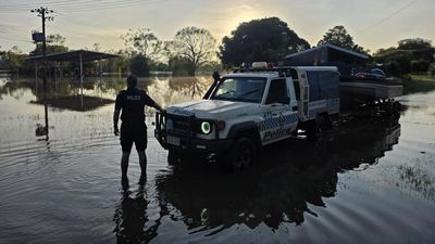 Thunderstorm dashes hopes of swollen waters receding