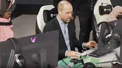Prince William joins e-sports tournament during visit to Riyadh