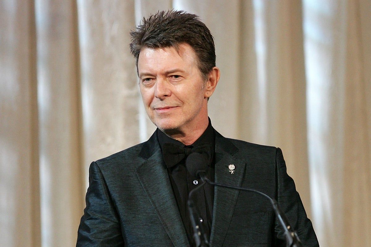 New David Bowie Exhibition To Feature holy Grail new-david-bowie-exhibition-to-feature-holy-grail