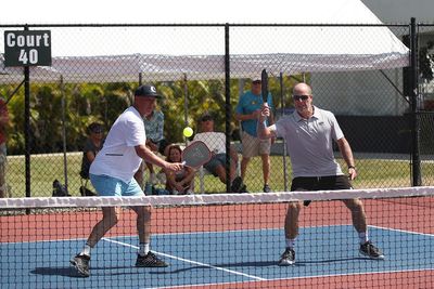 How you could comfortably retire 10 years earlier than planned