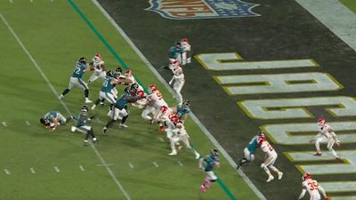 Compiling the 10 Strangest Plays of 2025 NFL Season: The Weird, Wacky and Unforgettable Bloopers