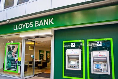 Lloyds Banking Group: Which branches are closing and when?