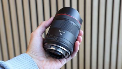 The Canon RF 14mm f/1.4 is the most expensive lens in the hybrid VCM lineup, but Canon Japan is already overwhelmed with pre-orders