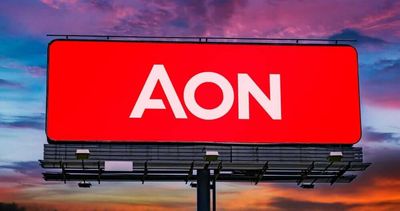 Are Wall Street Analysts Predicting Aon Stock Will Climb or Sink?